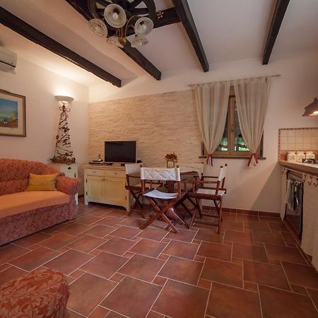 Nika Hotel Catrnja ภายนอก รูปภาพ